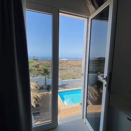 Superb Villa With Private Pool And Breathtaking Sea Views Mácher