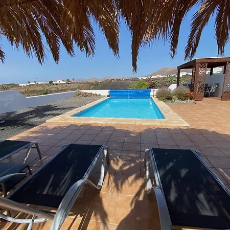 ヴィラ Superb Villa With Private Pool And Breathtaking Sea Views Mácher