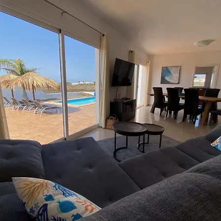 Superb Villa With Private Pool And Breathtaking Sea Views